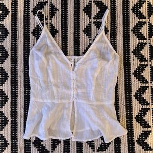 A classy boutique style crop top.